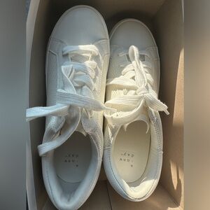 Women's Maddison Sneakers with Memory Foam Insole - A New Day™ White